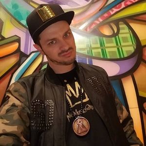 Meet your Posher, Stretch